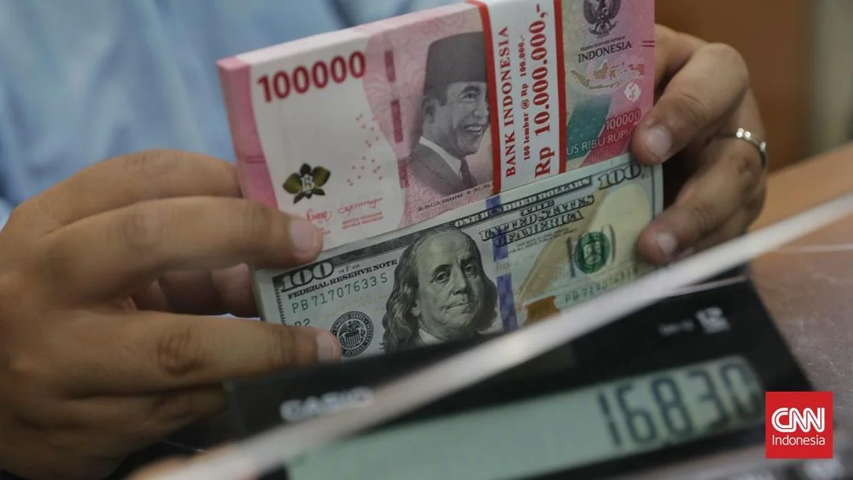 Rupiah Rontok ke Rp17.080, Kompak Merah dengan Mata Uang Lain